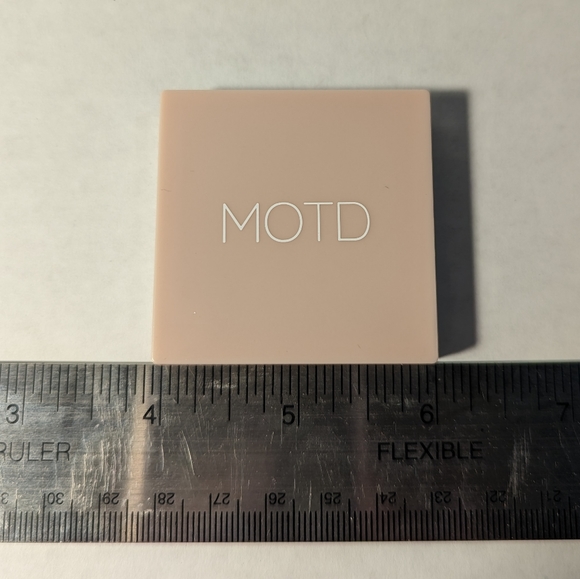 MOTD Highlighting powder in Lucid Moon - Picture 2 of 3